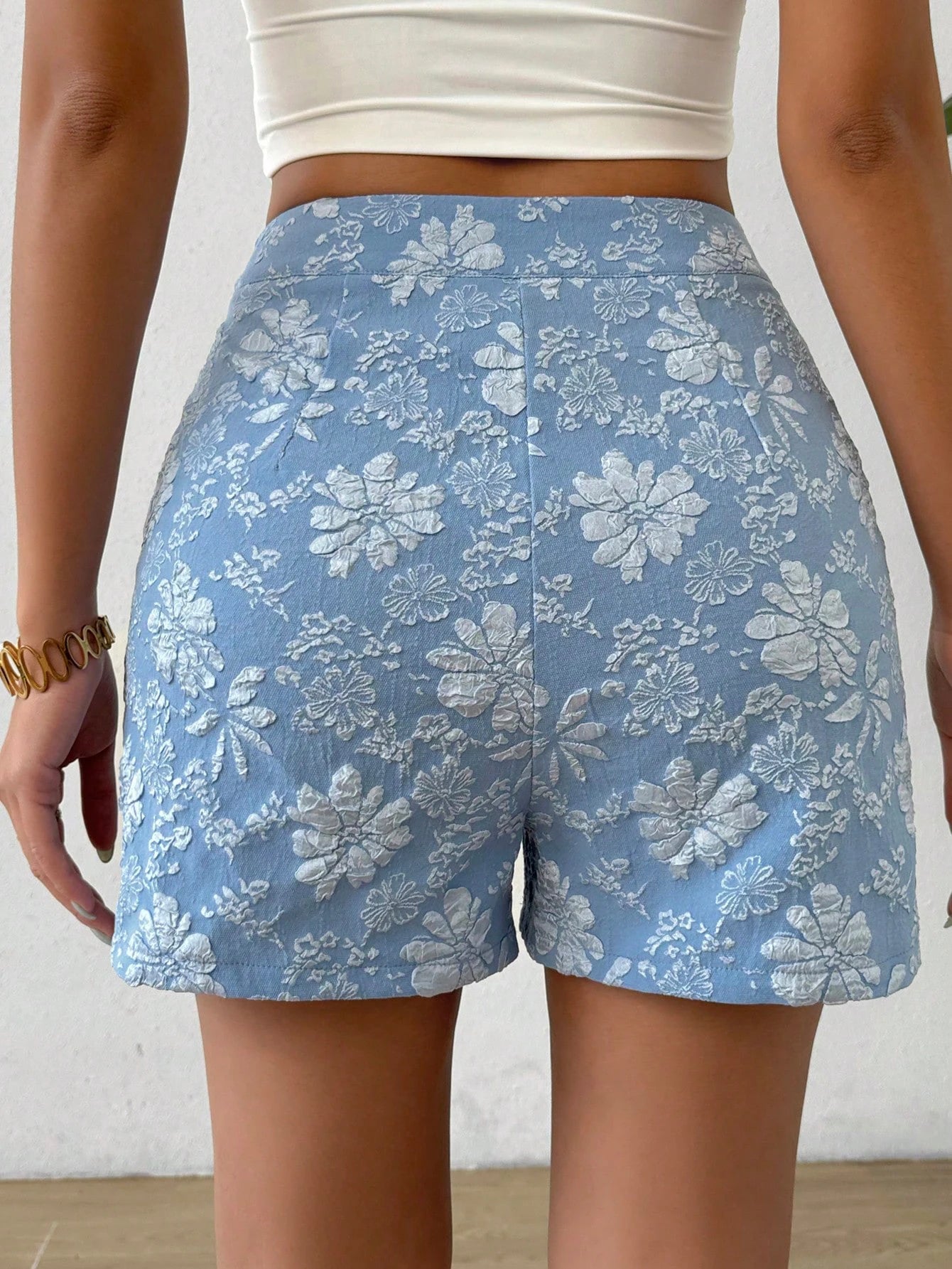 Women's Summer Floral Jacquard Shorts Embroidery Straight Leg Shorts with Pocket