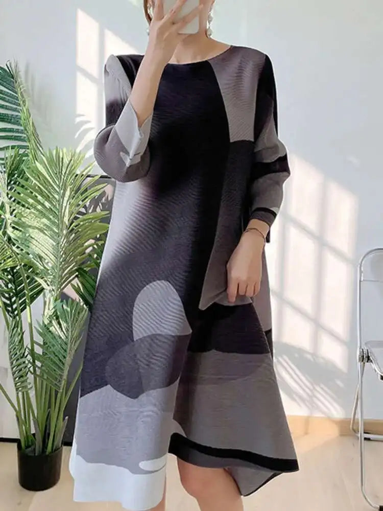 LANMREM Irregular Printing Pleated Dress Women's Round Neck Loose Contrast Color Dresses Female 2025 Spring Summer Tide 2R1504