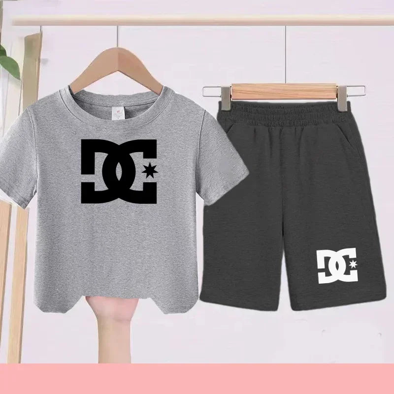 Ensembles d'été Enfants 3-13 Ans Imprimé Mignon T-shirt Sport Manches Courtes + Shorts Décontractés Garçons Filles Tenues Cadeau