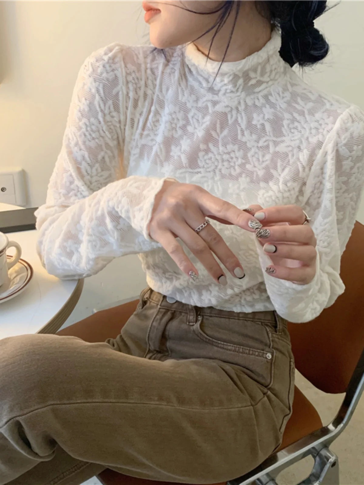White Lace Long Sleeve Mesh Base Shirt Half High Collar Thin Slim Fit Inner Wear Top Korean Style Commute Fashion Design