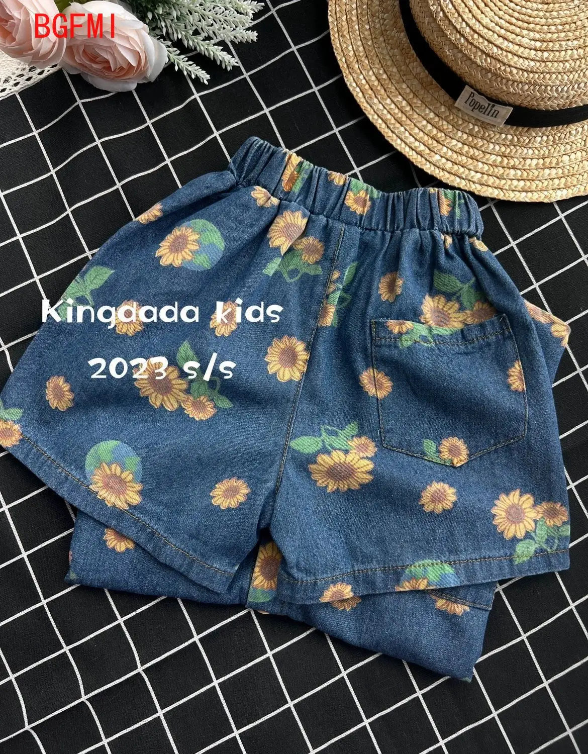 2026 Kid Daisy Soft Denim Short Sleeve Set Boys Girls Denim Shirts and Shorts Two Piece Set Ins Simple Casual Sportswear 2PCS