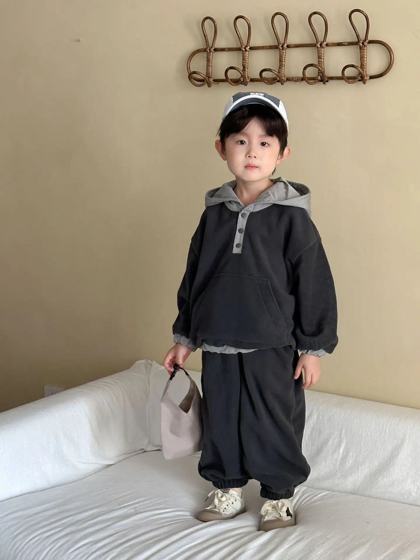 2025 New Baby Casual Kids Fleece Suit for Boys and Girls Plus Velvet Warm Sweatshirt Two-piece Set Boutique Clothing SimpleStyle