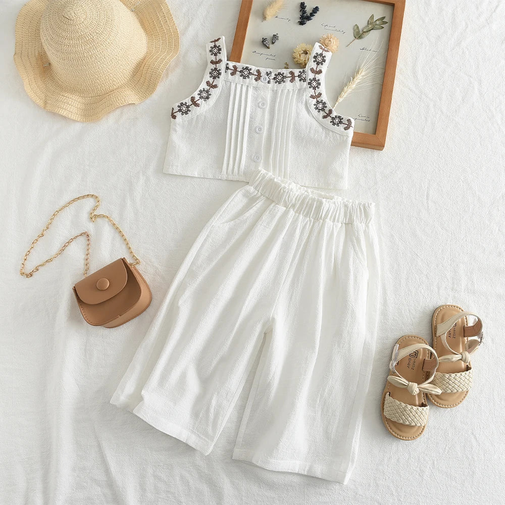 Bear Leader Korean Childrens Clothing 2025 Summer Girls Suit Girls Vest Pants Two-piece Children's Seaside Holiday Suit Exotic