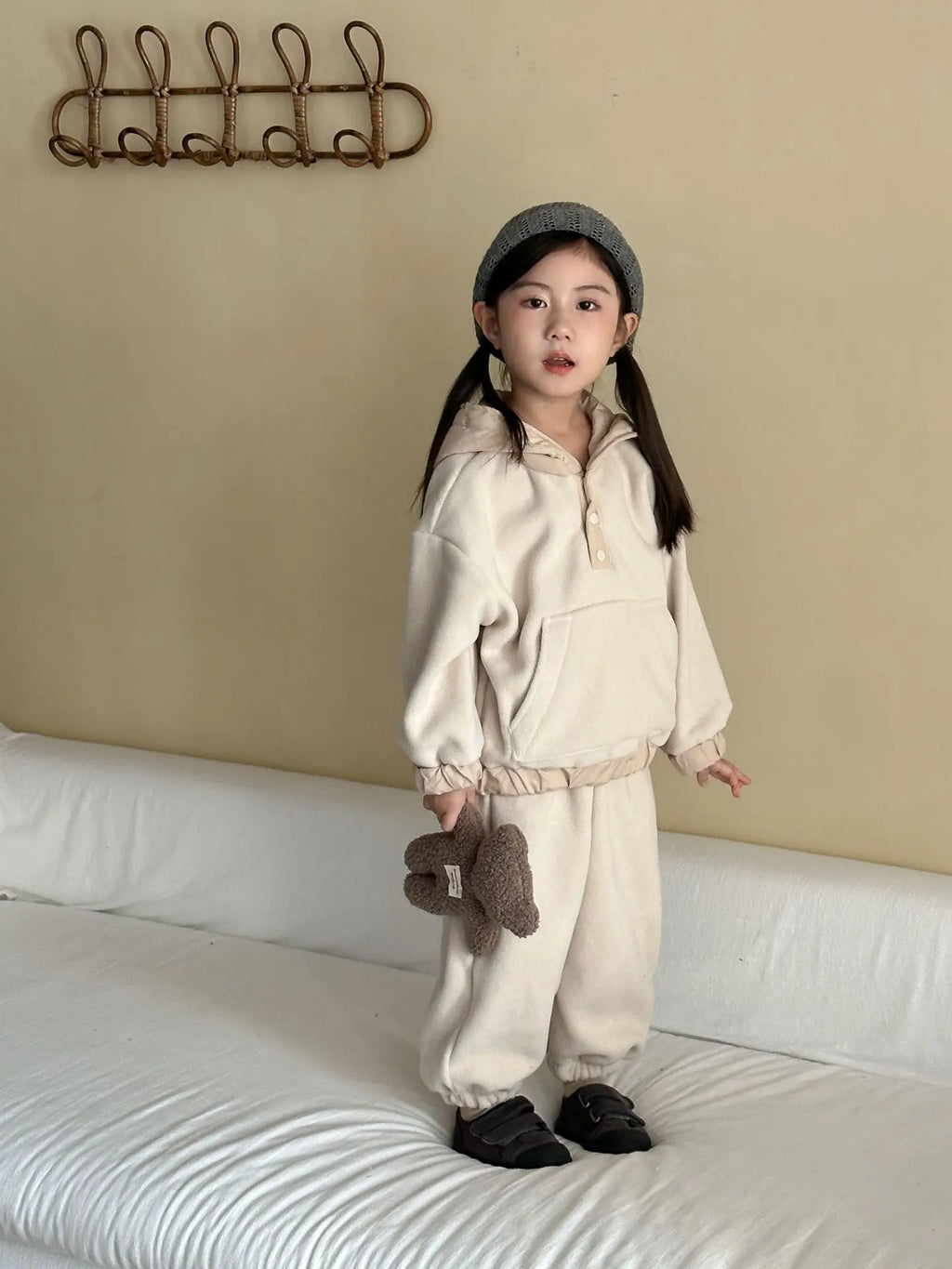 2025 New Baby Casual Kids Fleece Suit for Boys and Girls Plus Velvet Warm Sweatshirt Two-piece Set Boutique Clothing SimpleStyle