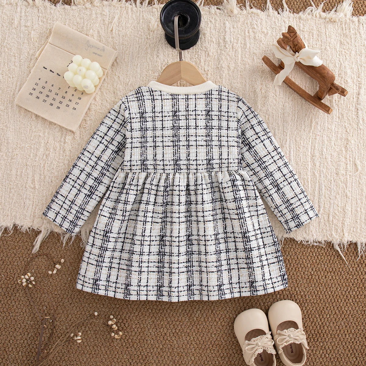 Spring And Autumn New Black Checkered Baby Girl Dress, Sweet Bow Children'S Clothing For Babies Aged 9 Months To 3 Years Old