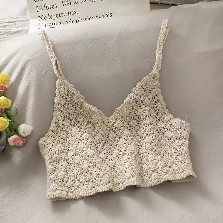 Crop Tops Retro Wild Hollow Perspective Tassel Sexy Spaghetti Strap Tanke Top Women Built In Bra 2021 New Back Lace Halter Neck