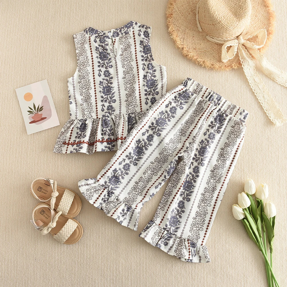 Bear Leader Korean Childrens Clothing 2025 Summer Girls Suit Girls Vest Pants Two-piece Children's Seaside Holiday Suit Exotic