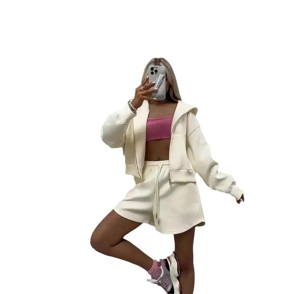 Women's Hooded Sweatshirt with Large Pockets And Shorts Two-Piece Fashionable Winter Set Long Sleeve Color Block Style