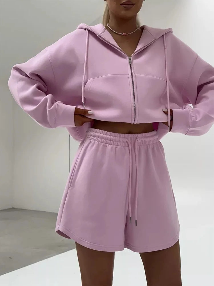 Women's Hooded Sweatshirt with Large Pockets And Shorts Two-Piece Fashionable Winter Set Long Sleeve Color Block Style