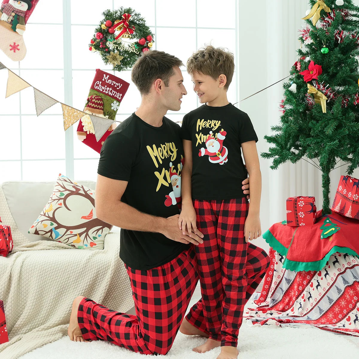 Xmas Family Look New Short Sleeve Christmas Matching Outfits Santa Tree Print Sleepwear Adults Kids Cute Pajamas Set Baby Romper