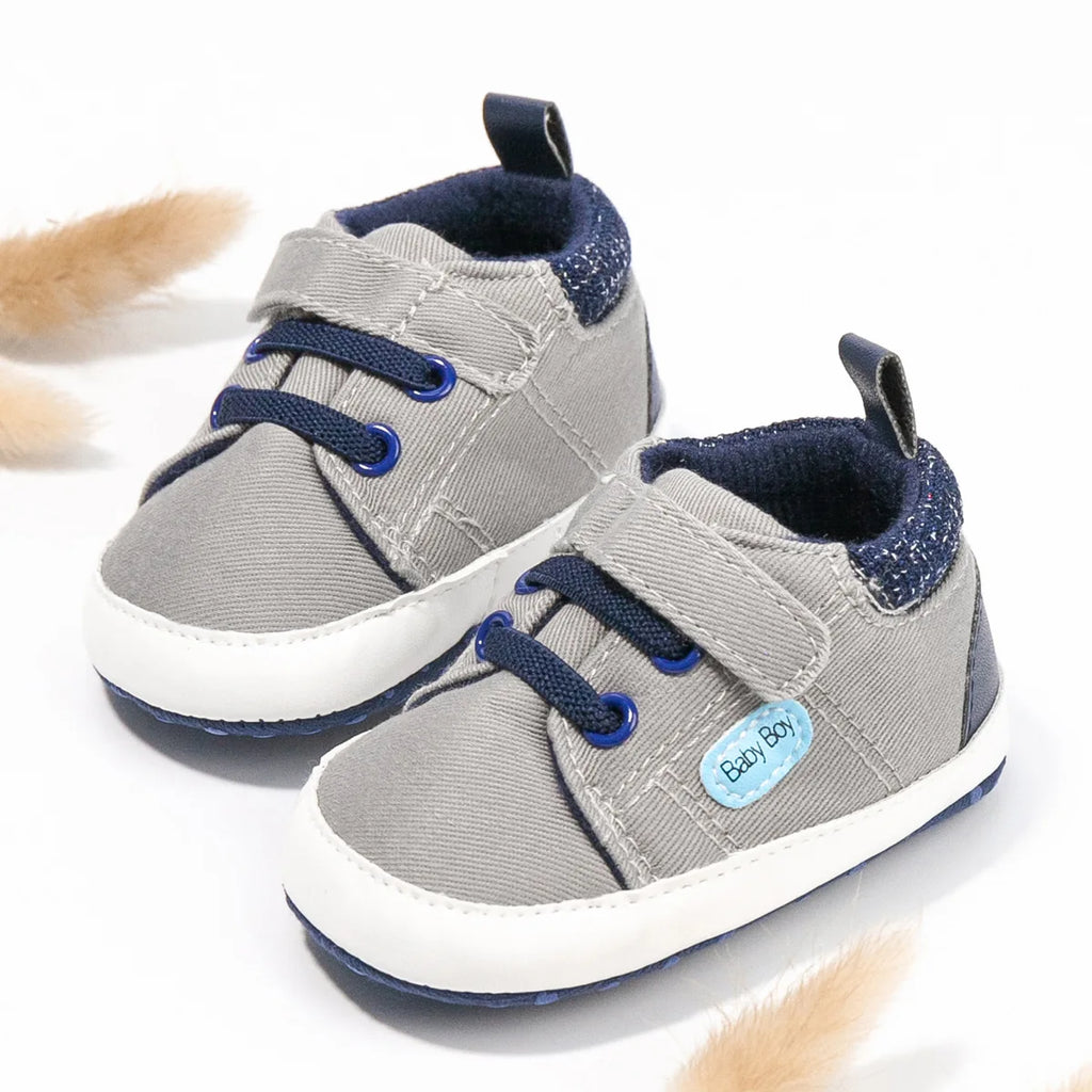 Spring and Autumn Style 0-1 Year Old Baby Walking Shoes Soft Soled Baby Shoes Canvas Non Falling Shoes Casual Baby Shoes