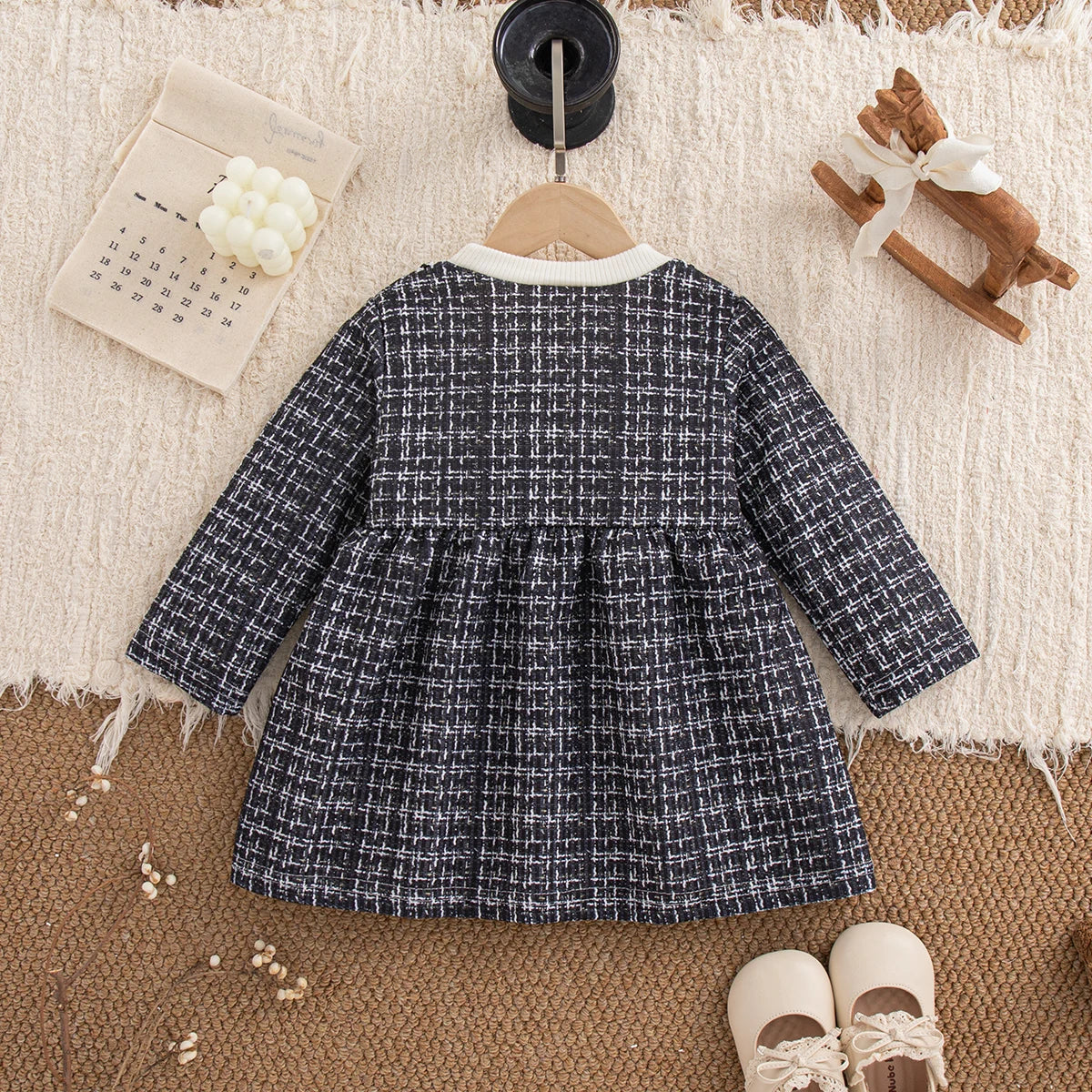 Spring And Autumn New Black Checkered Baby Girl Dress, Sweet Bow Children'S Clothing For Babies Aged 9 Months To 3 Years Old