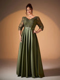Embroidered lace collar with long sleeves and satin diamond buttons.