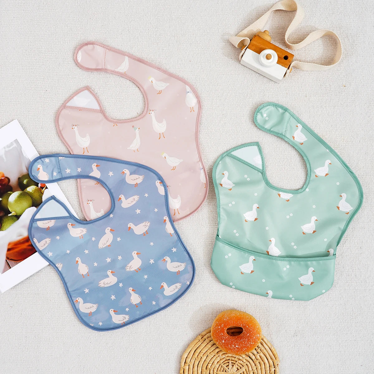 3 Pack Mess Proof Baby Bib with Reversible Pocket, Waterproof Led Weaning Baby Feeding Bibs with Food Catcher