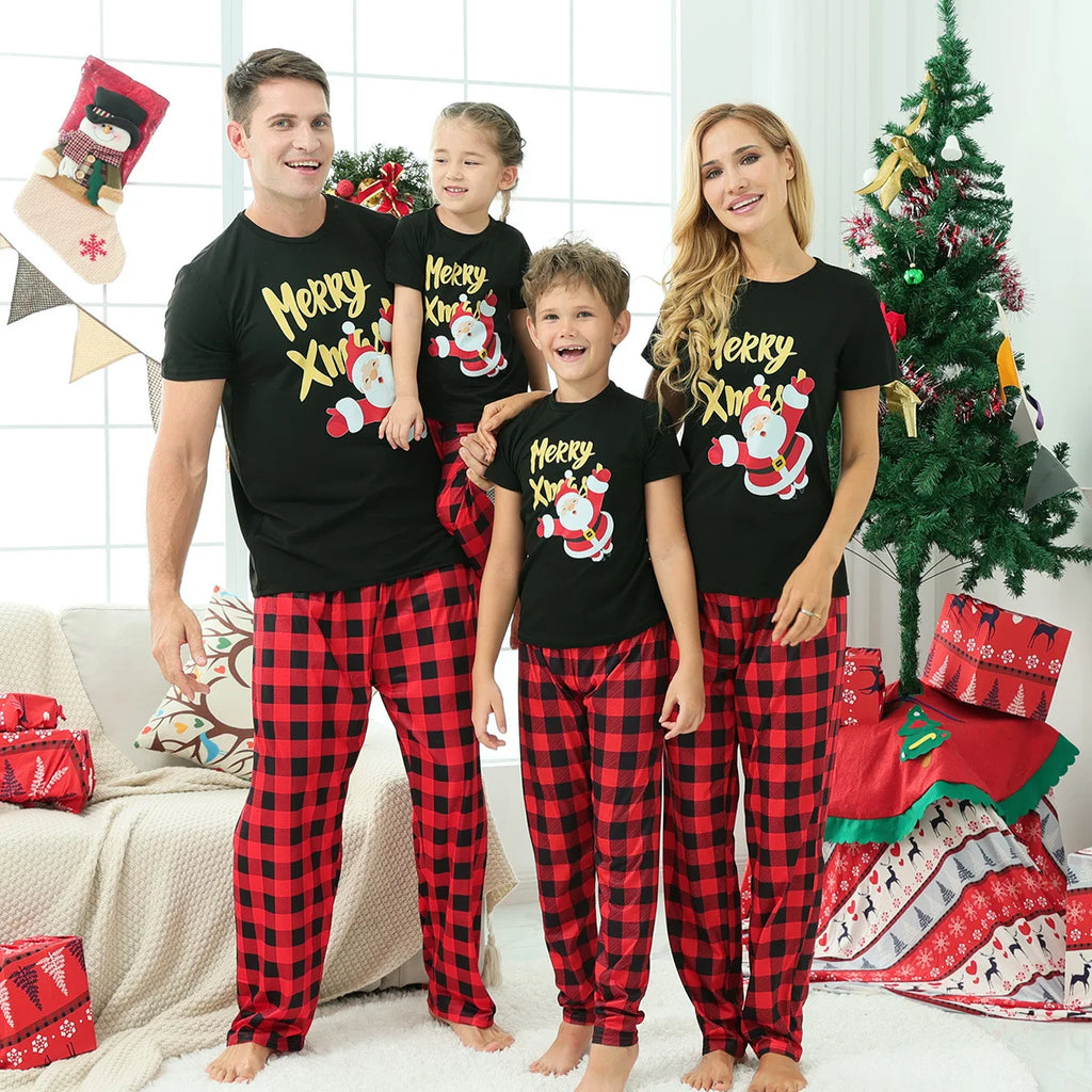 Xmas Family Look New Short Sleeve Christmas Matching Outfits Santa Tree Print Sleepwear Adults Kids Cute Pajamas Set Baby Romper
