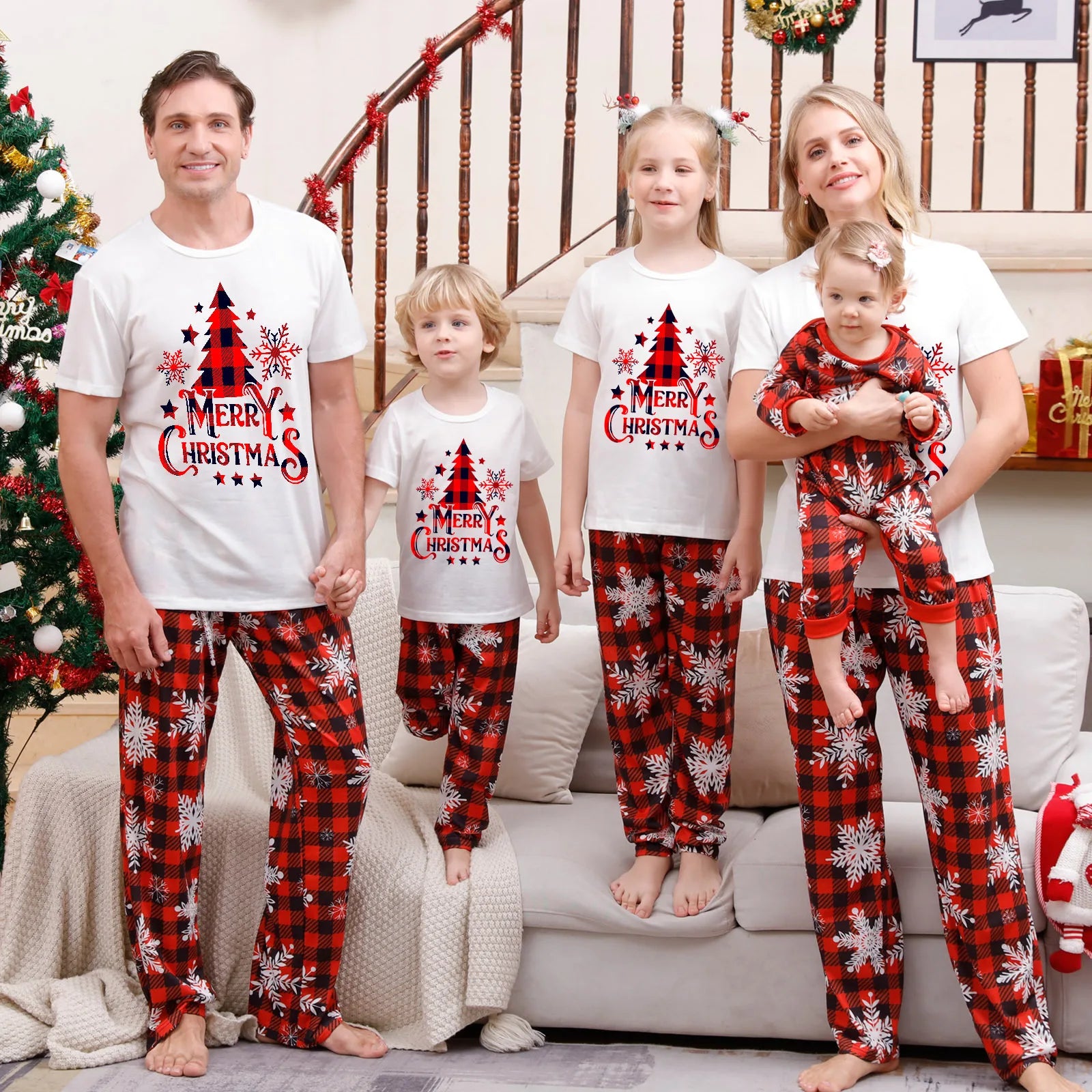 Xmas Family Look New Short Sleeve Christmas Matching Outfits Santa Tree Print Sleepwear Adults Kids Cute Pajamas Set Baby Romper