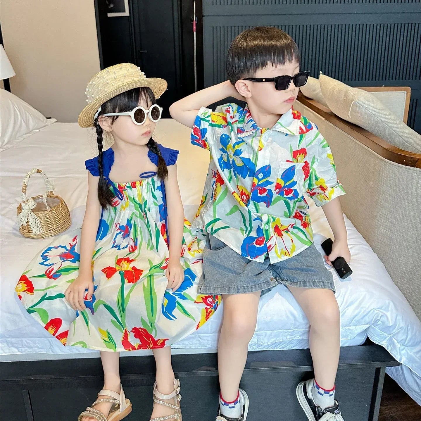 VacationClothes Korean Mommy and Daughter Resort Girl Dress Dad Son Boy Holiday Floral Shirts Couple Look Family Matching Beach