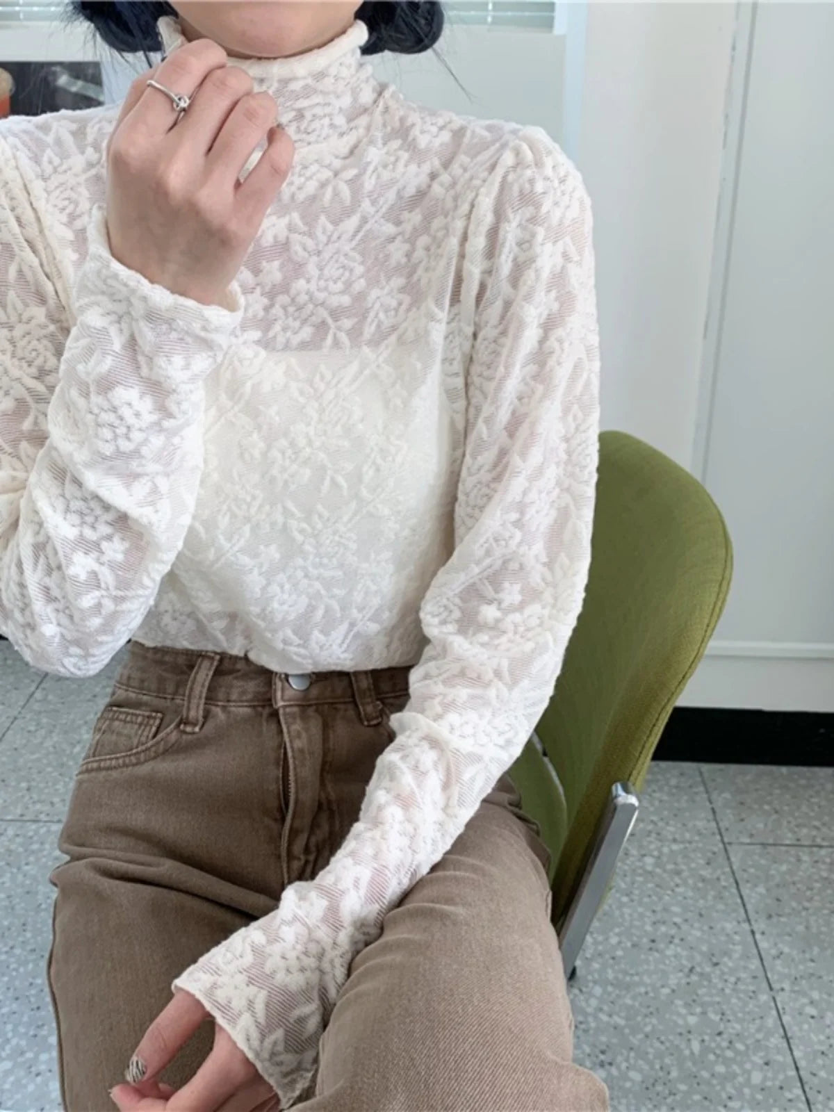 White Lace Long Sleeve Mesh Base Shirt Half High Collar Thin Slim Fit Inner Wear Top Korean Style Commute Fashion Design