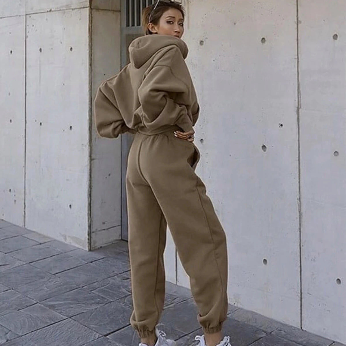 2024 Autumn Winter Women's New Long Sleeved Hat Casual Sweater Coat Women's Sports Set