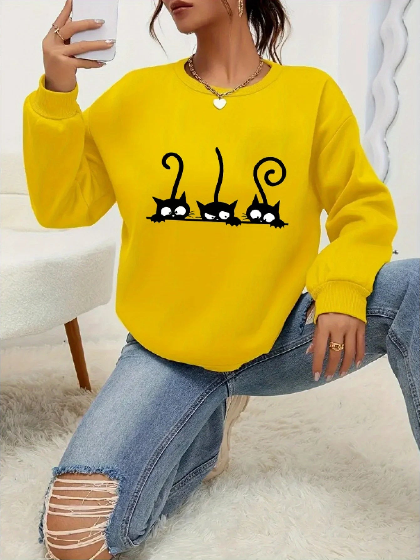 Women's autumn and winter casual, fashionable, loose, comfortable, warm, Paris pattern printed round neck long sleeved pullover