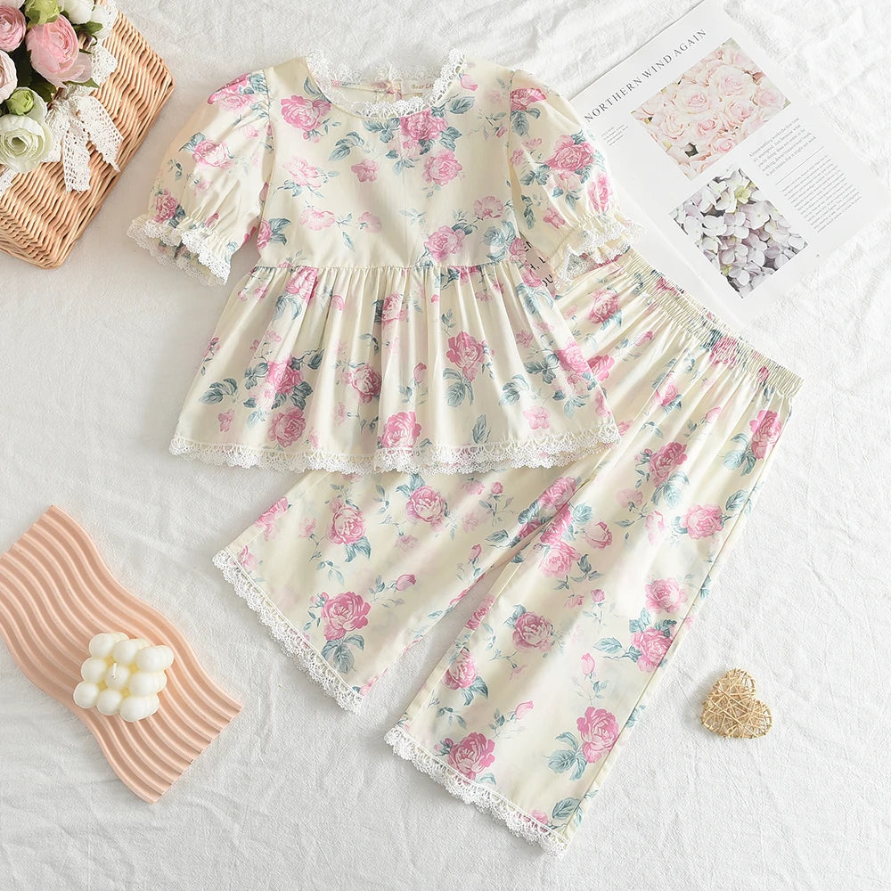 Bear Leader Korean Childrens Clothing 2025 Summer Girls Suit Girls Vest Pants Two-piece Children's Seaside Holiday Suit Exotic