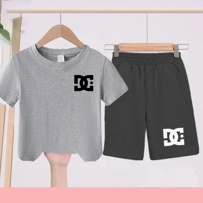 Ensembles d'été Enfants 3-13 Ans Imprimé Mignon T-shirt Sport Manches Courtes + Shorts Décontractés Garçons Filles Tenues Cadeau