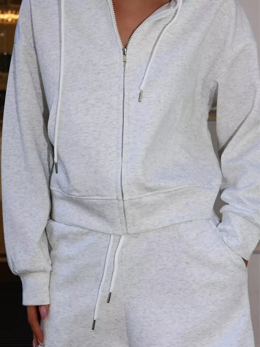 Women's Hooded Sweatshirt with Large Pockets And Shorts Two-Piece Fashionable Winter Set Long Sleeve Color Block Style