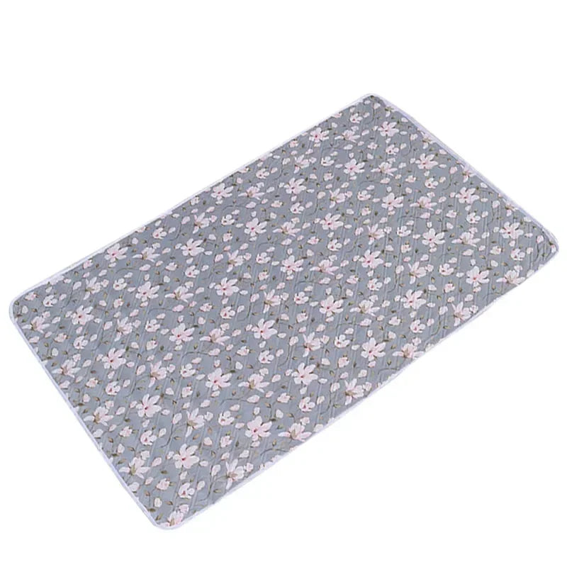 Cute Waterproof Washable Mattress Urine Mat for Baby Toddlers Cartoon Bed Protector Diaper Bedding Urine Pads Cloth Breathable