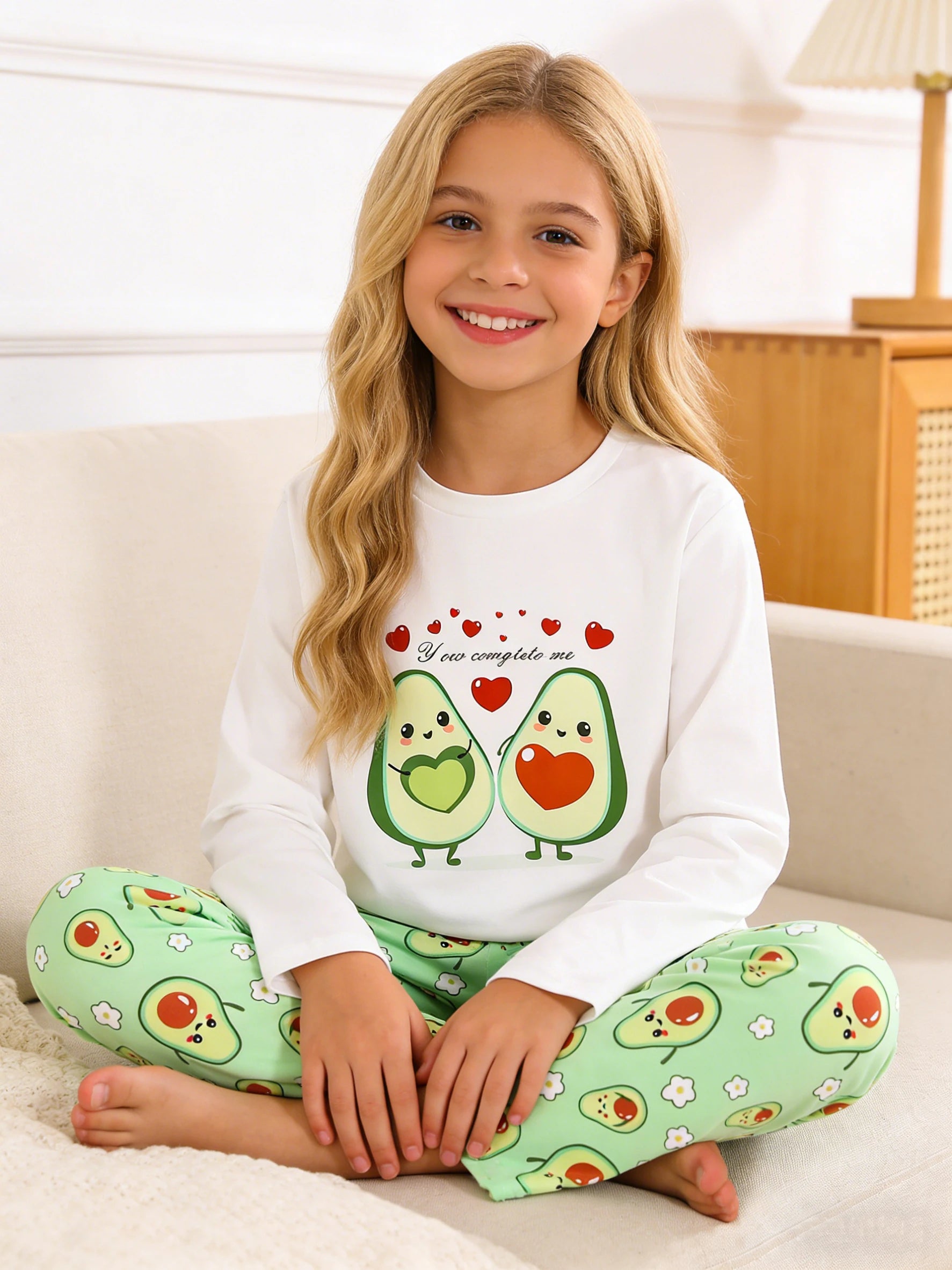 Girls' fashion home clothes set, children's spring and autumn avocado smile heart pajamas and pants, suitable for home wear